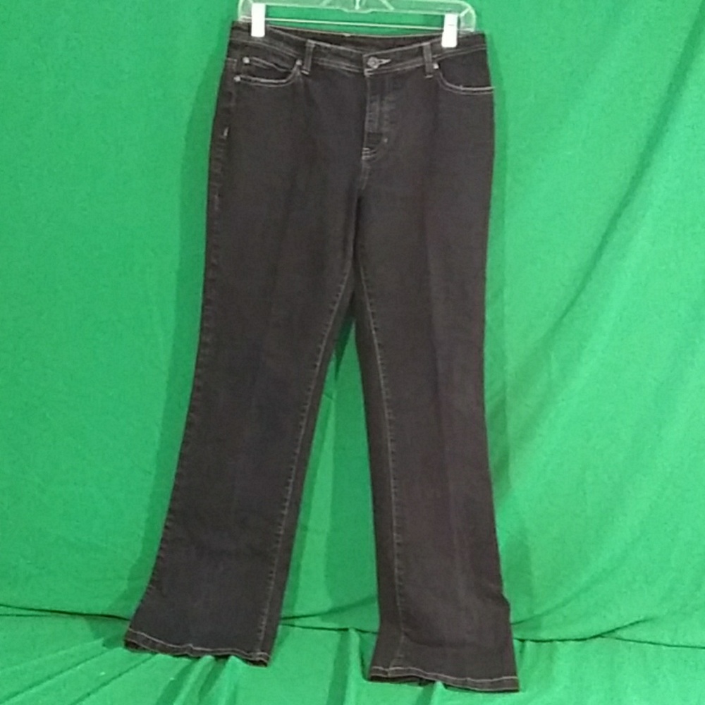 Motto your style mantra embroidered jeans sz 8